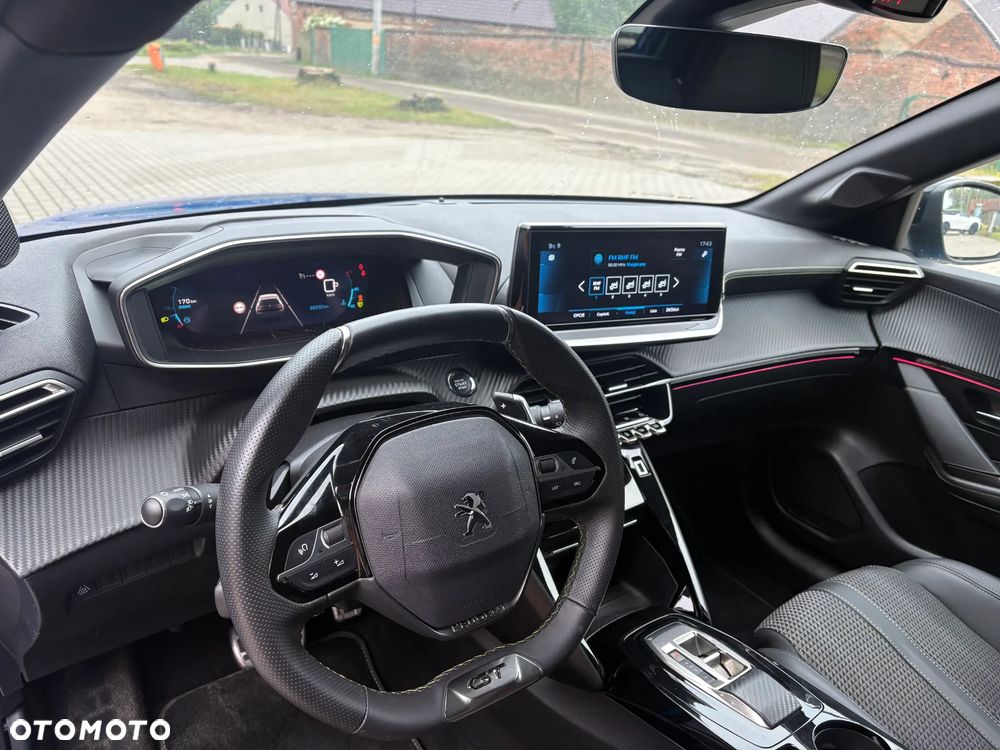 Peugeot 208 PureTech 100 EAT8 GT Pack - 11