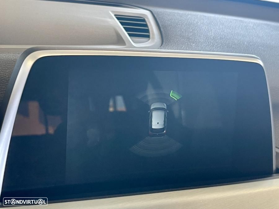 BMW X1 16 d sDrive Line xLine - 19