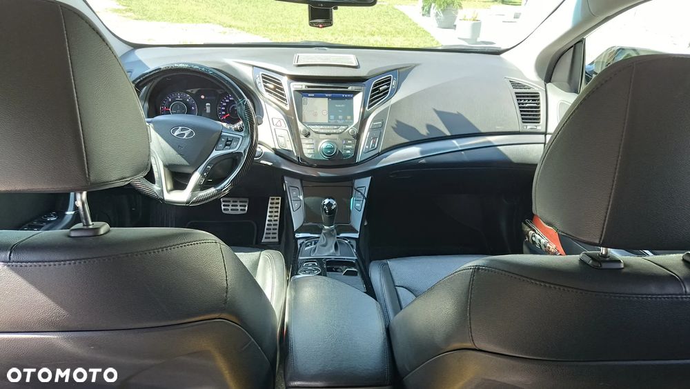 Hyundai i40 1.7 CRDi Premium DCT - 14