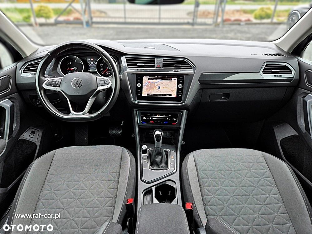 Volkswagen Tiguan 2.0 TDI SCR DSG IQ.DRIVE - 18