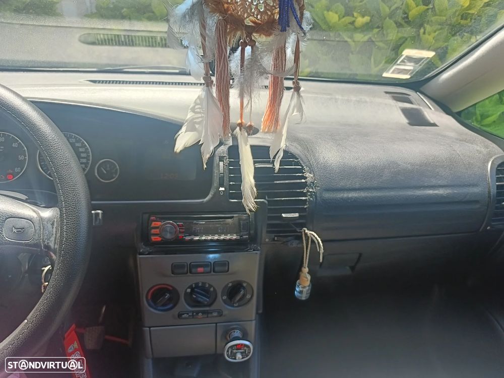 Opel Zafira - 20