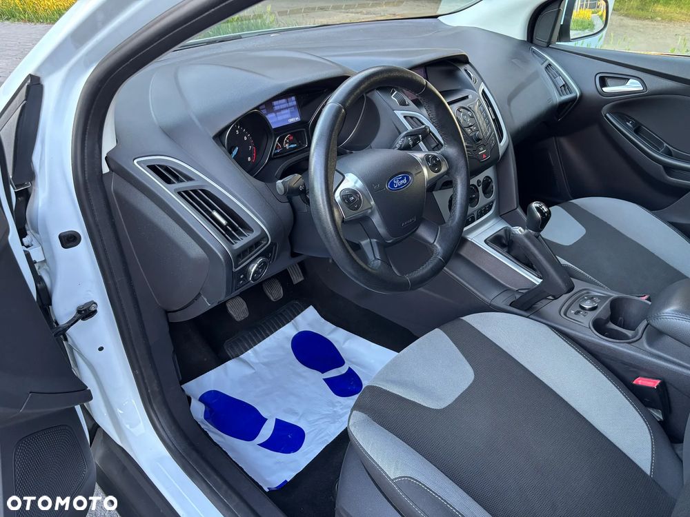 Ford Focus 1.0 EcoBoost Start-Stopp-System Ambiente - 11