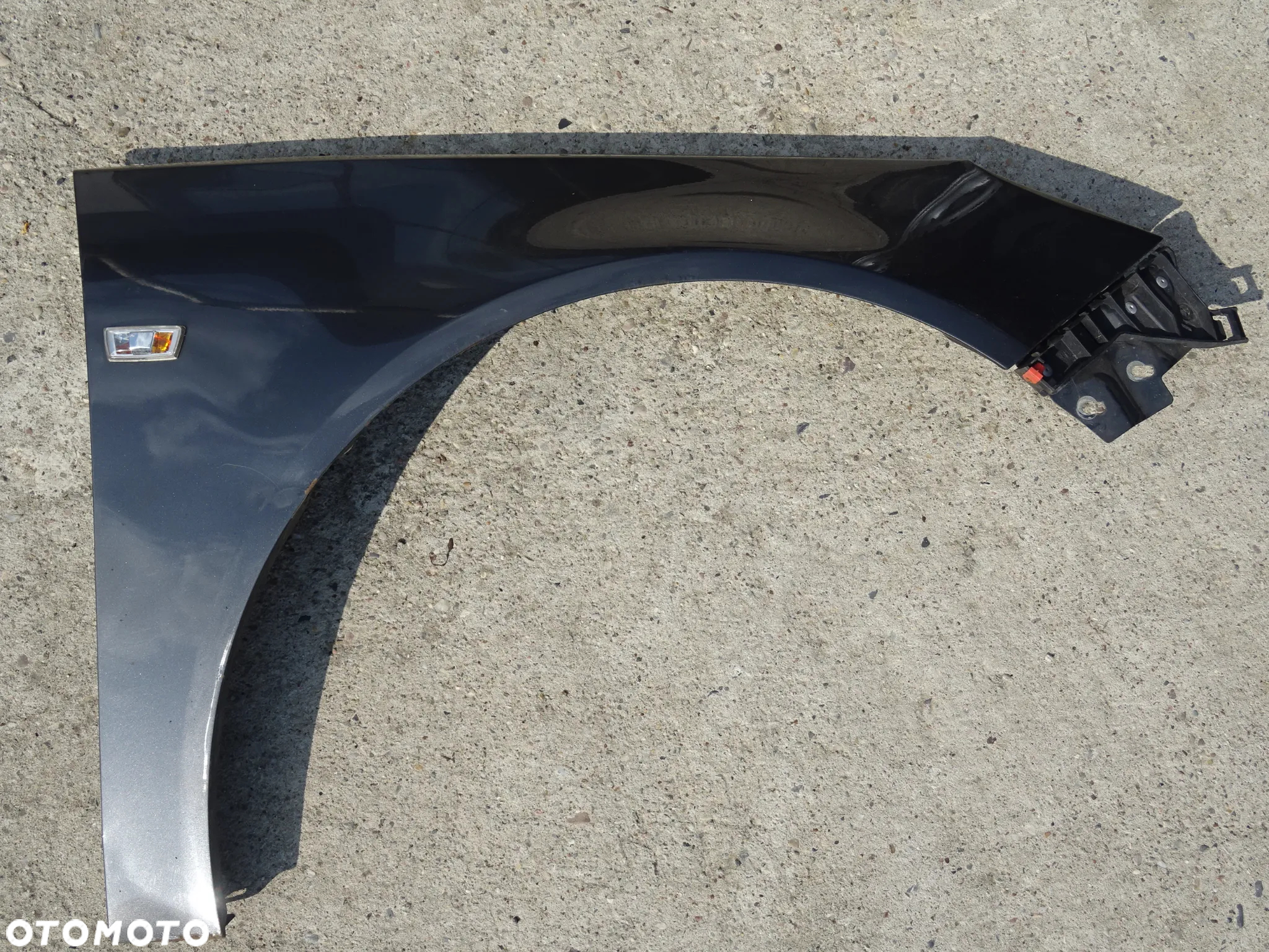 OPEL INSIGNIA A BŁOTNIK PRZÓD PRAWY PRZEDNI Z177 - 5