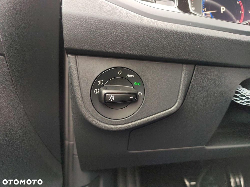 Volkswagen Taigo 1.5 TSI ACT R-Line Plus DSG - 21