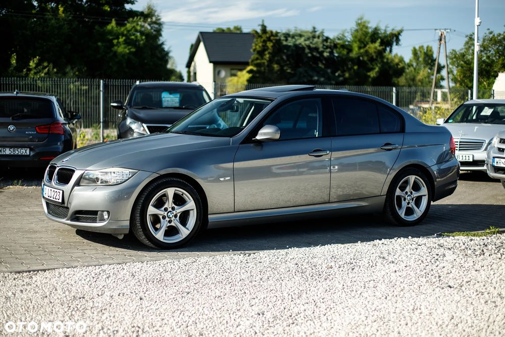BMW Seria 3 318i Edition Sport - 8