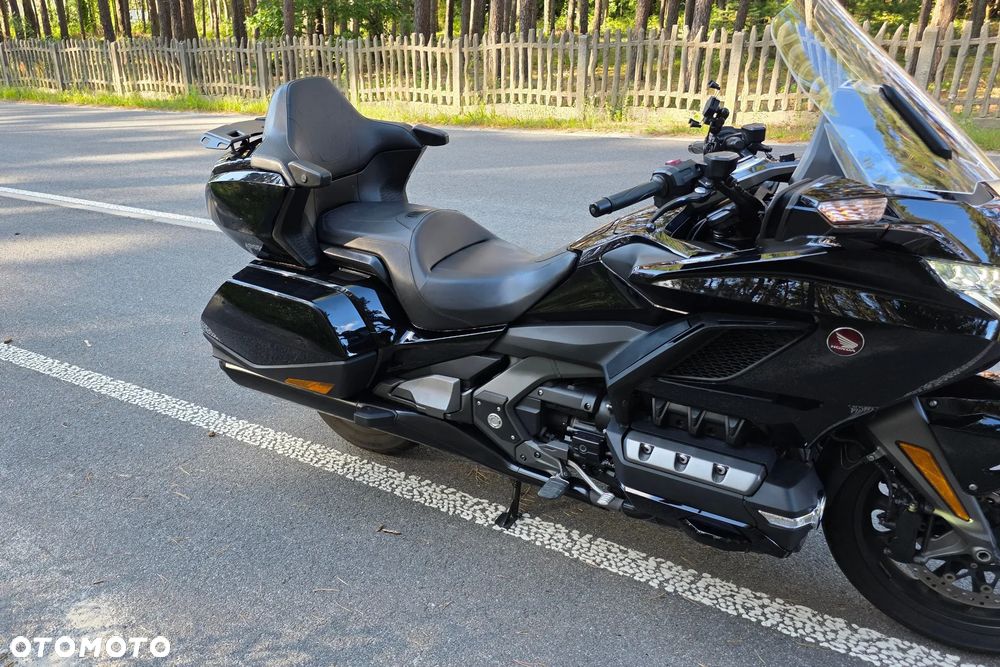 Honda GL - 11