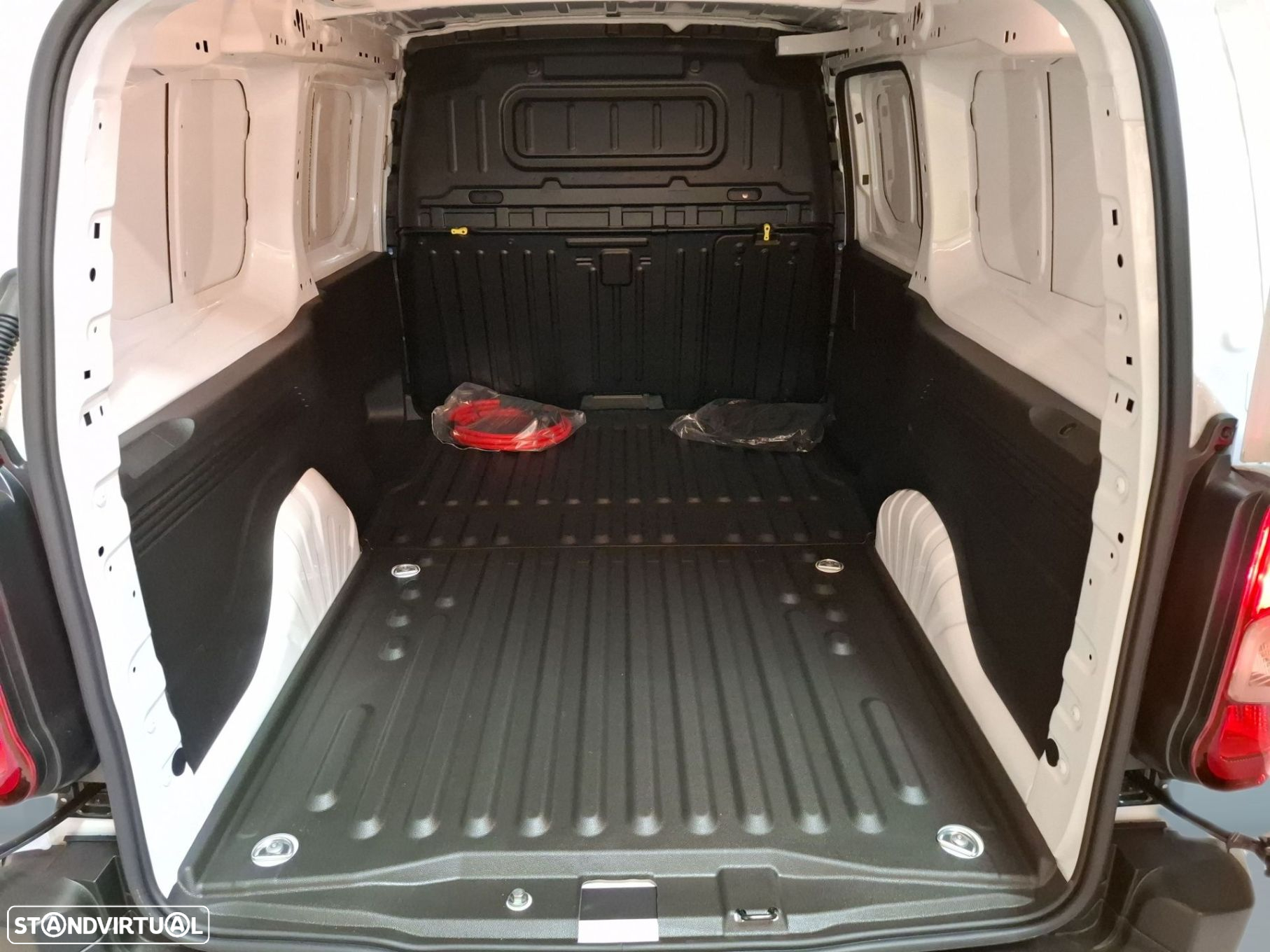 Peugeot e-Partner 50kwh Standard - 22