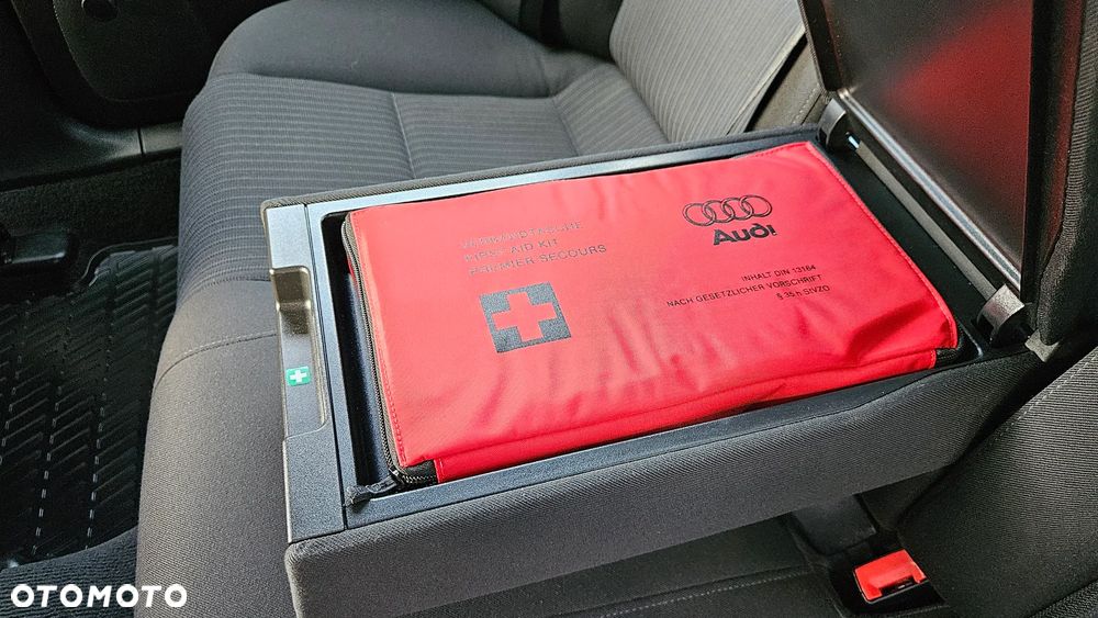Audi A4 Limousine - 27