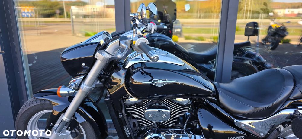 Suzuki Intruder - 41