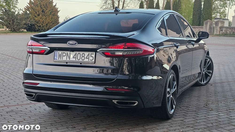 Ford Fusion - 6