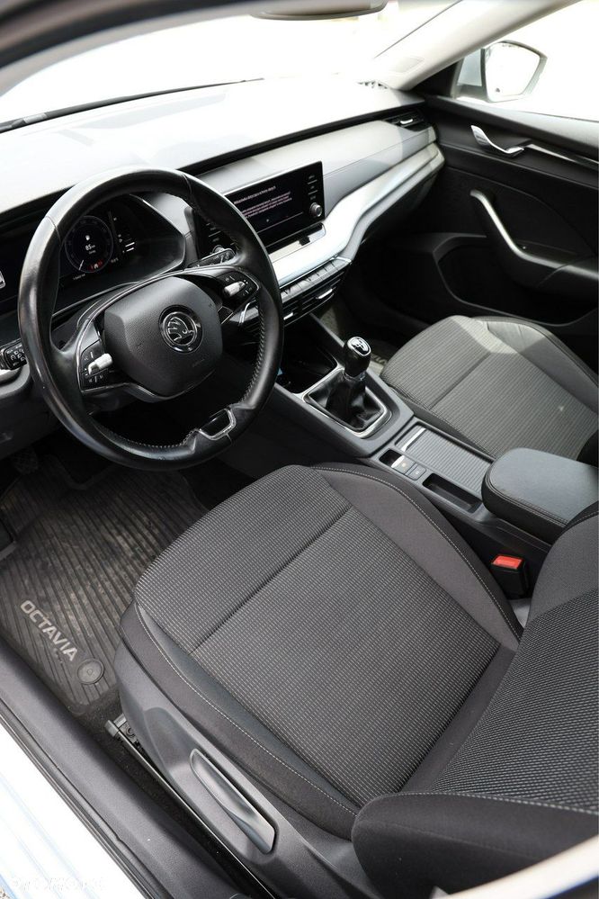 Skoda Octavia - 14