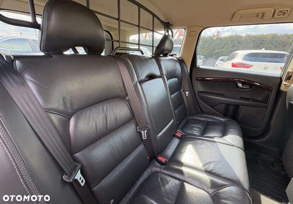 Volvo XC 70 - 13