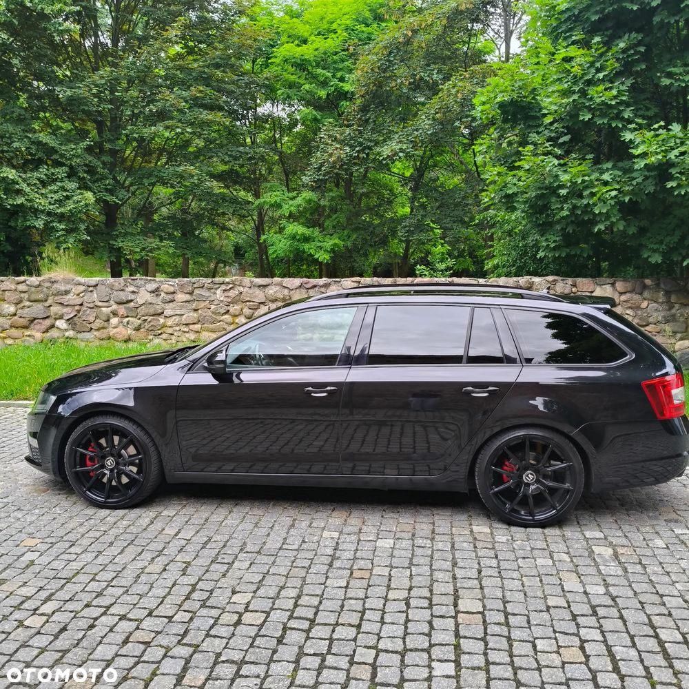 Skoda Octavia 2.0 TDI RS DSG - 7
