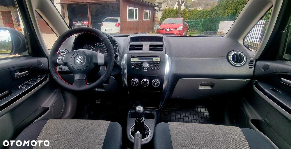 Suzuki SX4 1.6 GS / Premium 4WD - 2