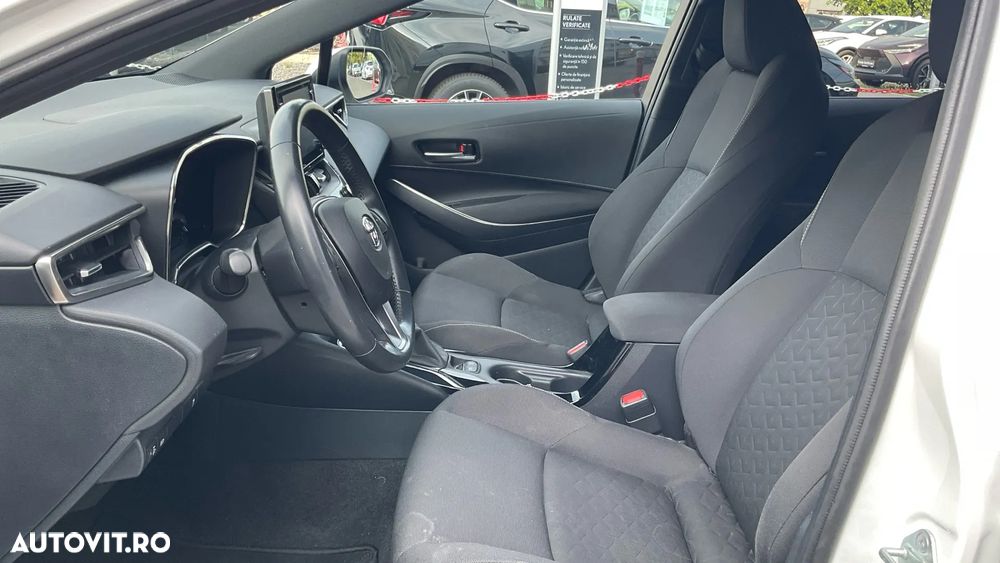 Toyota Corolla 1.8 HSD TS Dynamic - 19