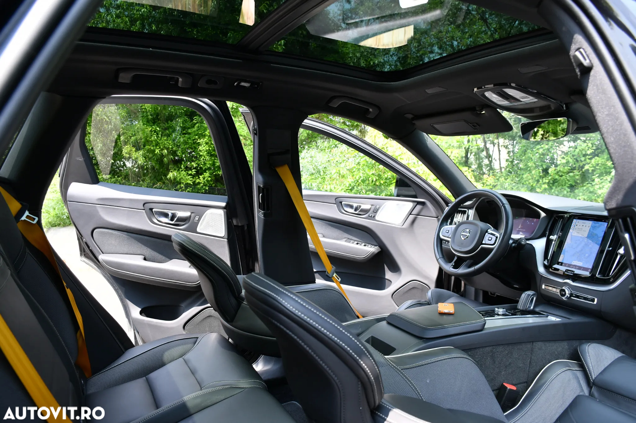 Volvo XC 60 Recharge T8 Twin Engine eAWD Polestar Engineered - 6
