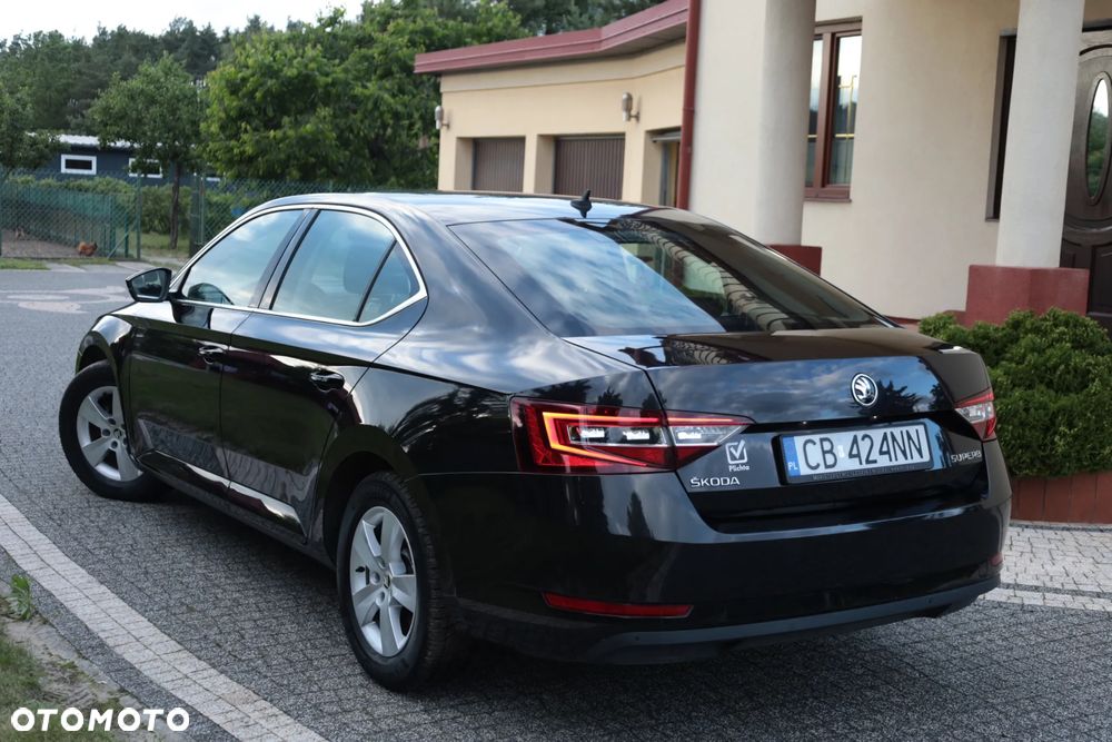 Skoda Superb 1.8 TSI Ambition - 7