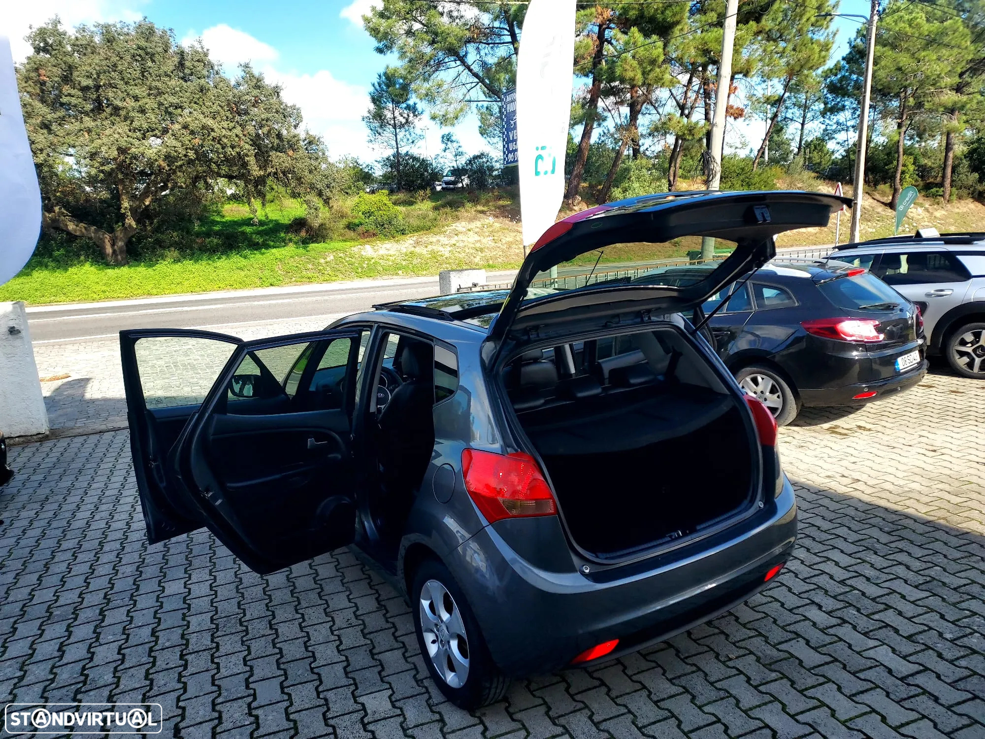 Kia Venga 1.4 CRDi TX ISG - 11