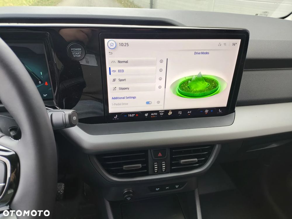 Ford E-Transit Couirer - 12