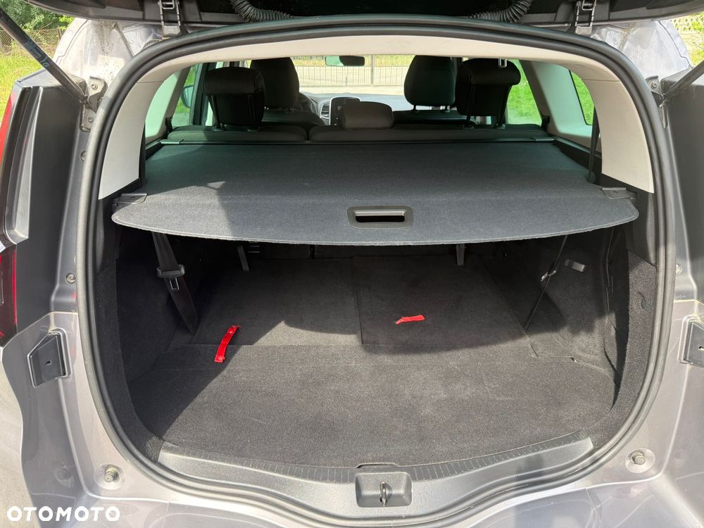 Renault Grand Scenic - 18