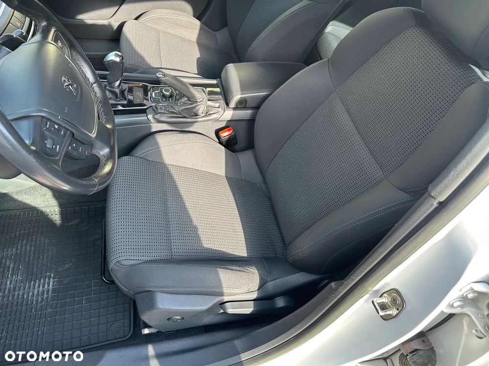 Peugeot 508 1.6 e-HDi Active S&S - 11
