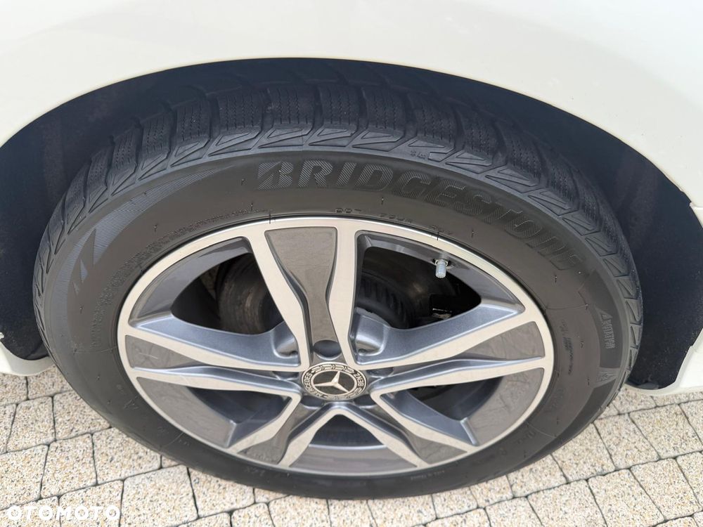 Mercedes-Benz Klasa C 200 9G-TRONIC Exclusive - 17