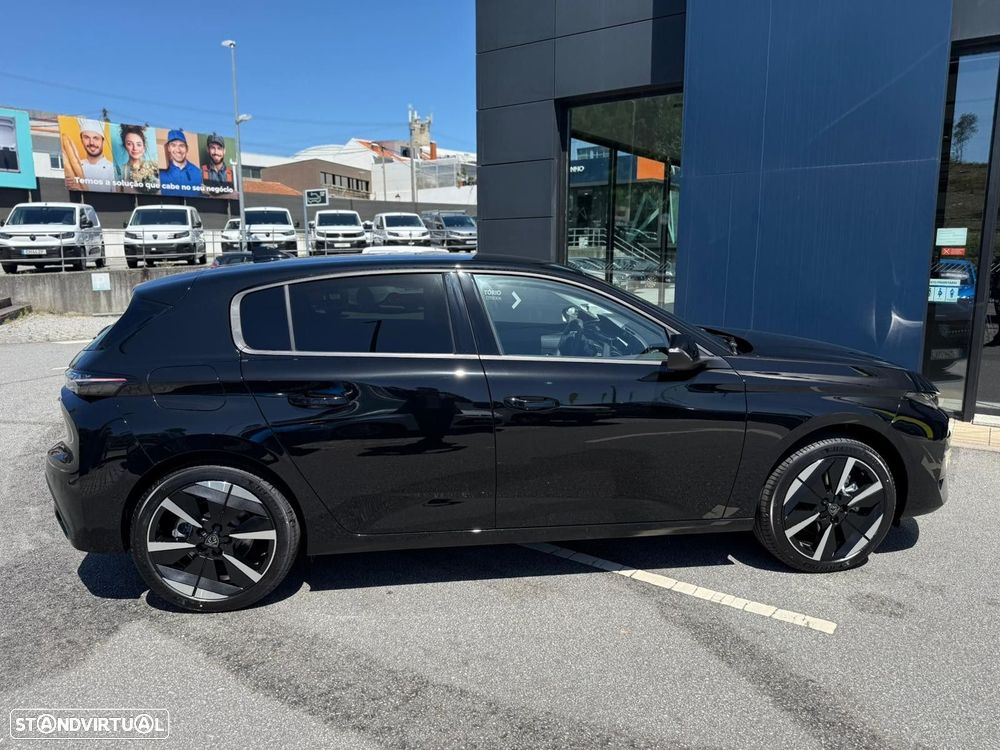 Peugeot e-308 58 kWh Allure - 13