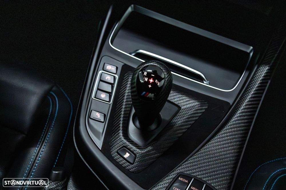 BMW M2 Competition Auto - 24