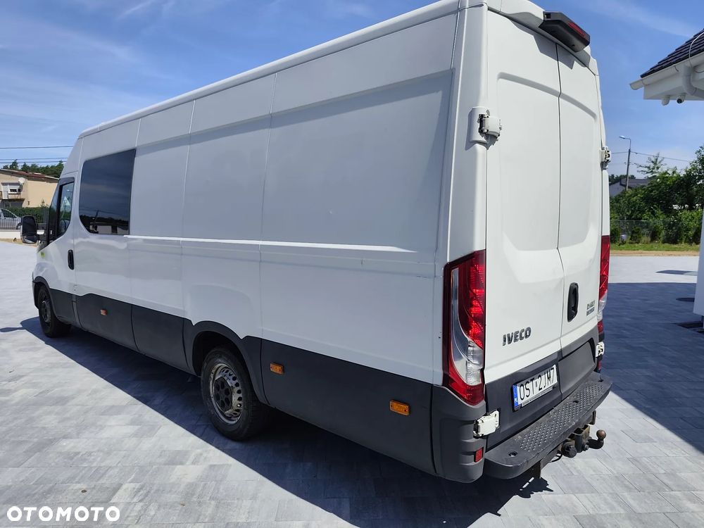 Iveco Daily 2,3L 7 osobowy brygadówka - 6