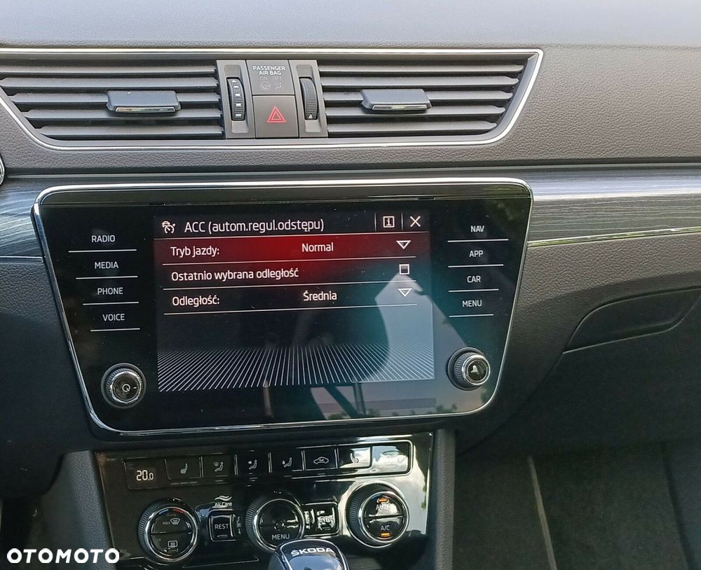 Skoda Superb 1.5 TSI Style DSG - 31