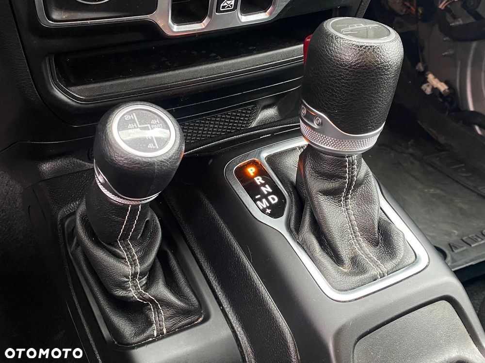 Jeep Gladiator 3.0 V6 MultiJet Overland - 24