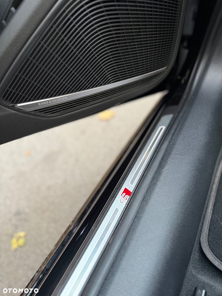 Audi A4 Avant 2.0 TDI Quattro S tronic - 14