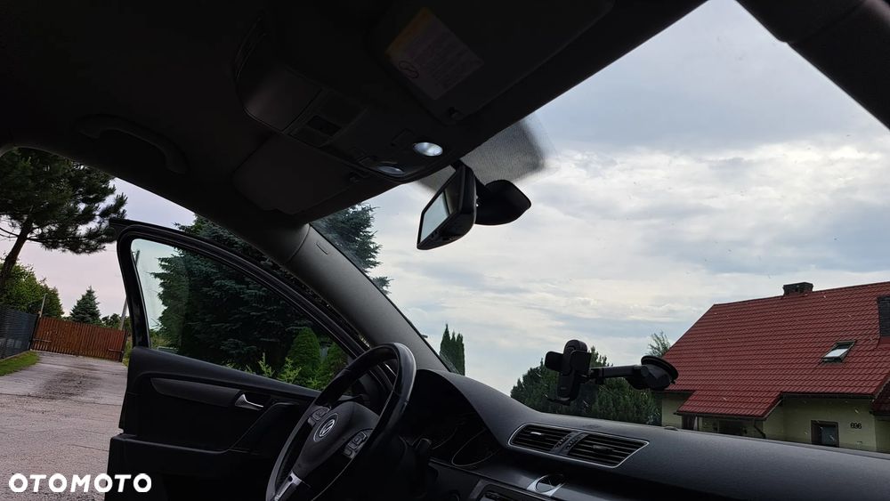 Volkswagen Passat 2.0 TDI DPF DSG Individual Chrom - 31