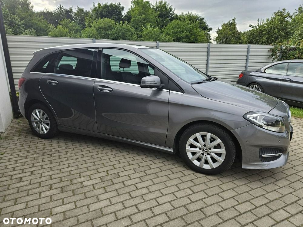 Mercedes-Benz Klasa B 180 7G-DCT Style - 18