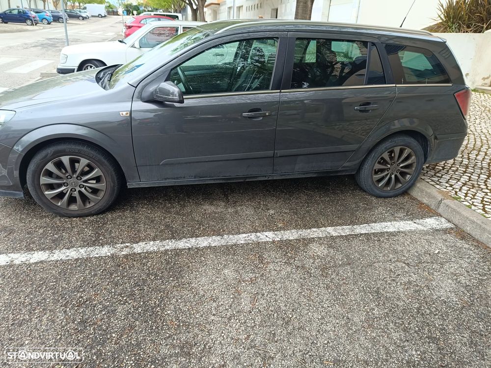 Opel Astra Caravan 1.7 CDTi Cosmo ecoFLEX - 2