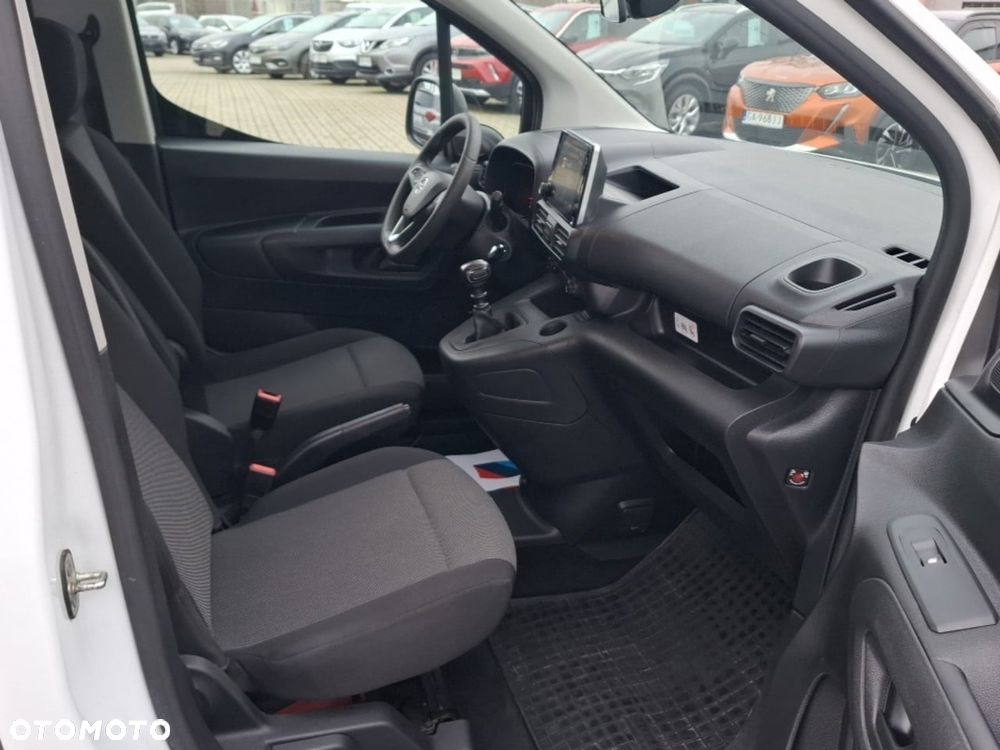 Opel Combo XL 2,3t (bryg.) - 19