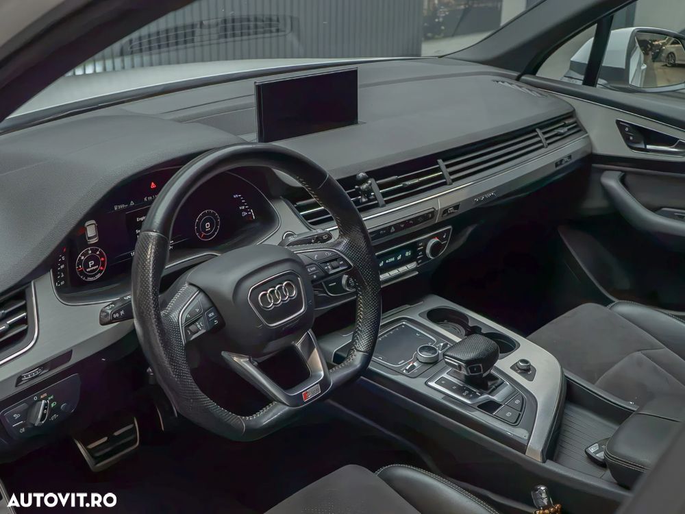Audi Q7 - 7