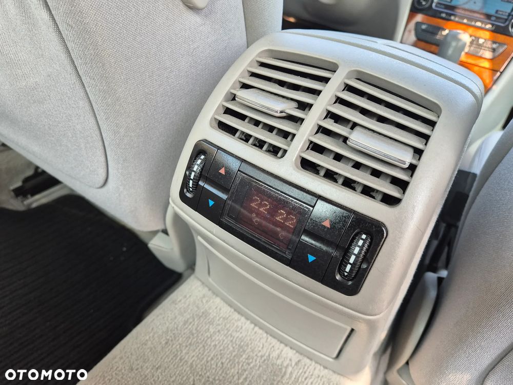 Mercedes-Benz Klasa E - 12