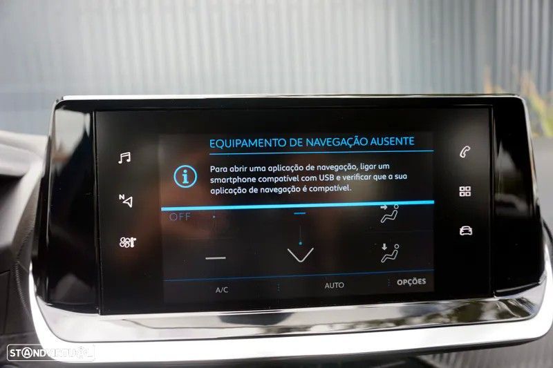 Peugeot 208 1.2 PureTech Allure - 17