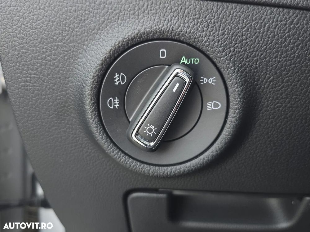 Skoda Superb 1.5 TSI DSG Ambition - 8