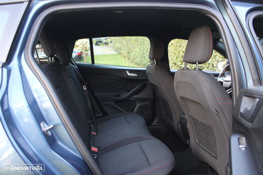 Ford Focus SW 1.5 TDCi EcoBlue ST-Line - 23