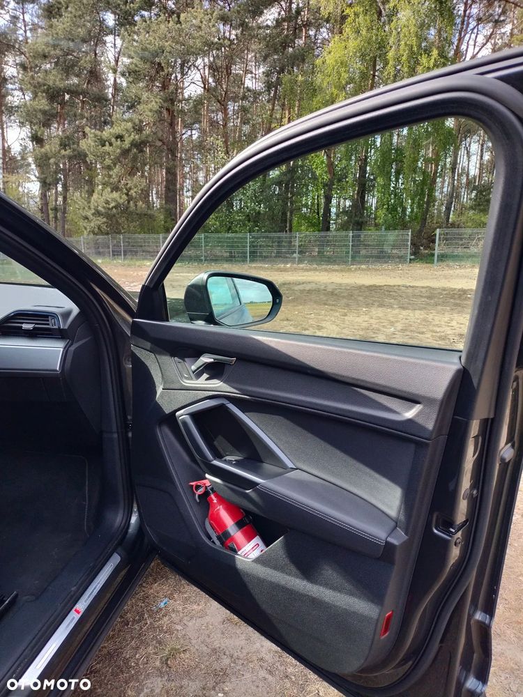 Audi Q3 Sportback 35 TDI S tronic S line - 28