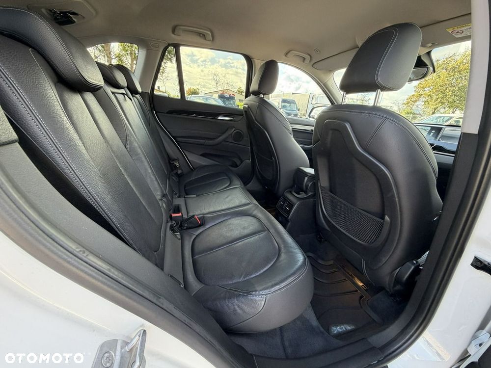 BMW X1 - 16