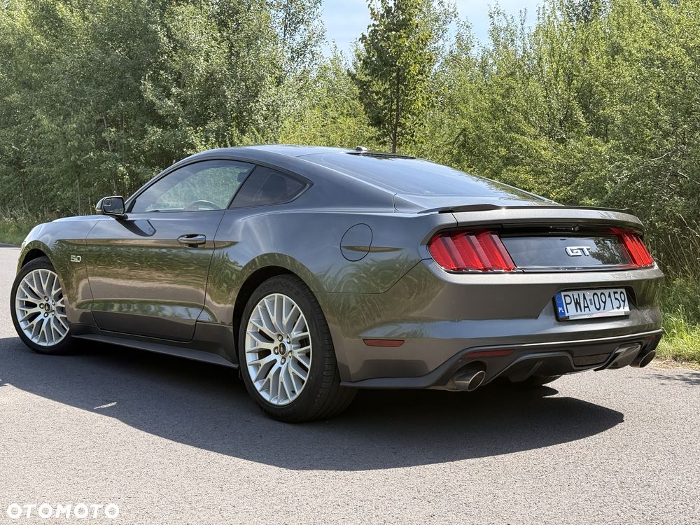 Ford Mustang - 3