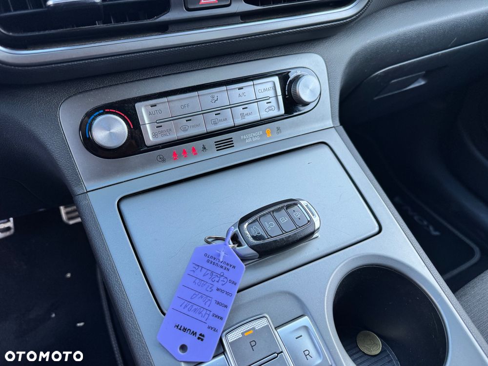 Hyundai Kona Premium - 21