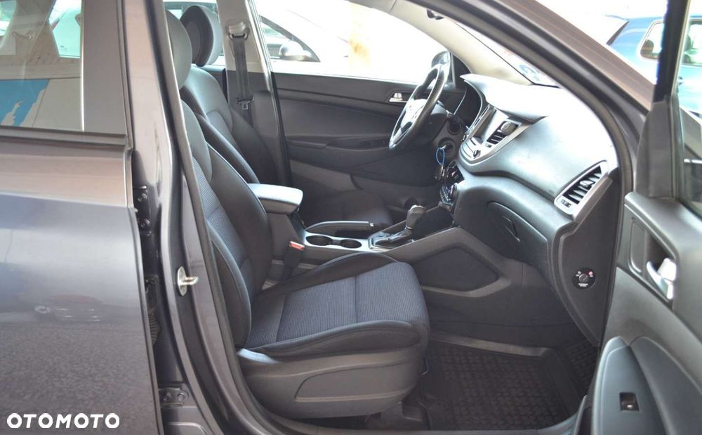 Hyundai Tucson 2.0 CRDi 4WD Automatik Passion - 28