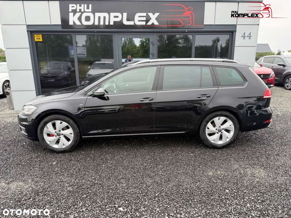 Volkswagen Golf - 3