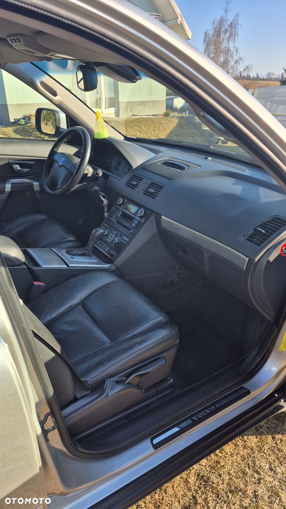 Volvo XC 90 D5 AWD Executive - 9