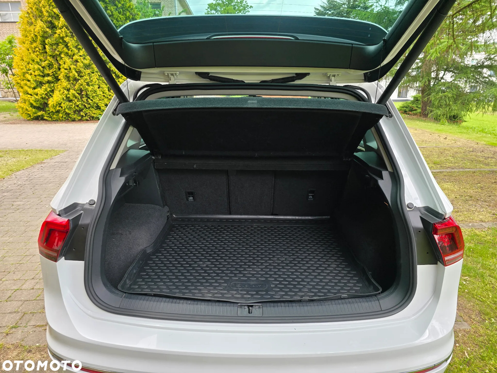 Volkswagen Tiguan 2.0 TDI SCR 4MOTION DSG Highline - 27