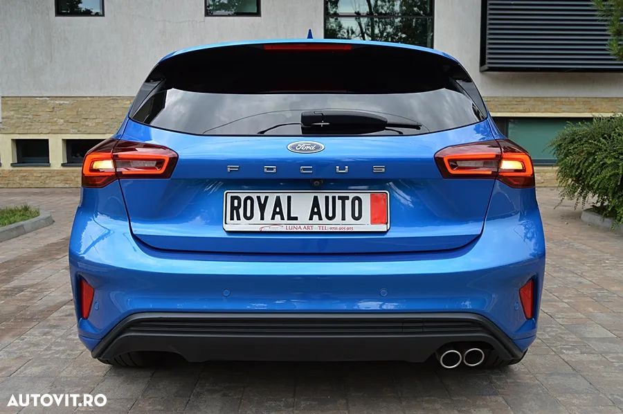 Ford Focus - 11